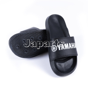 Yamaha REVS Strandslippers maat 37